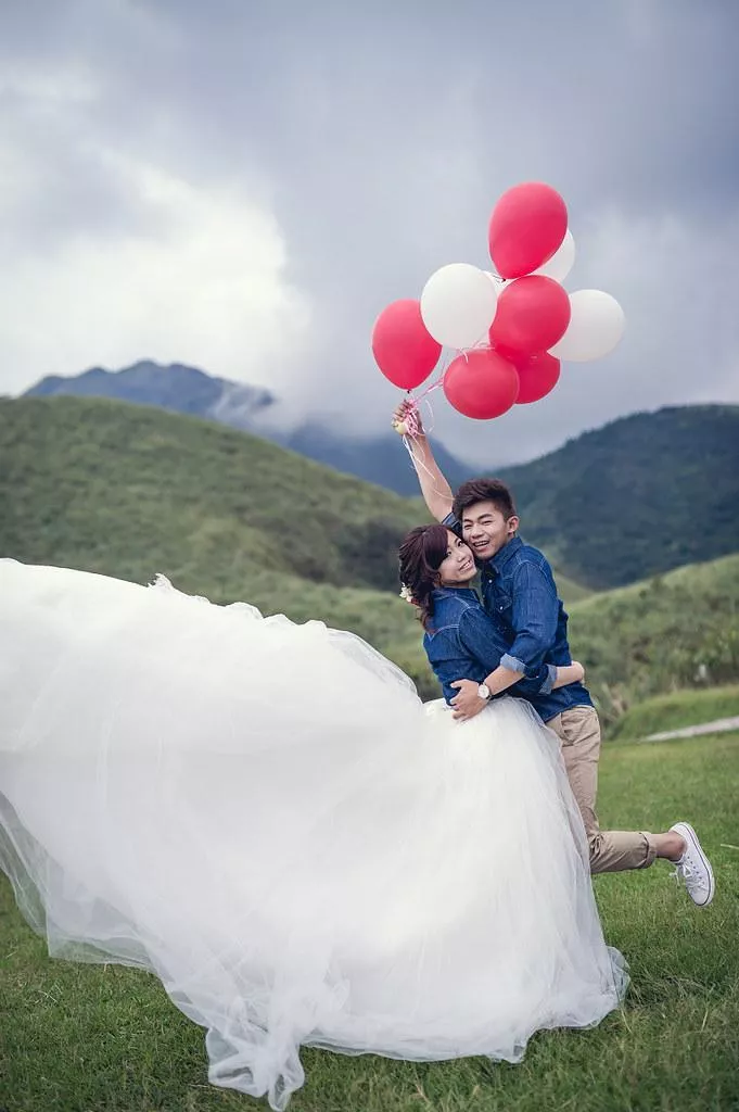 婚紗攝影台北婚紗景點推薦|陽明山擎天崗|分享浪漫-婚紗攝影台北婚紗景點推薦|陽明山擎天崗|分享浪漫