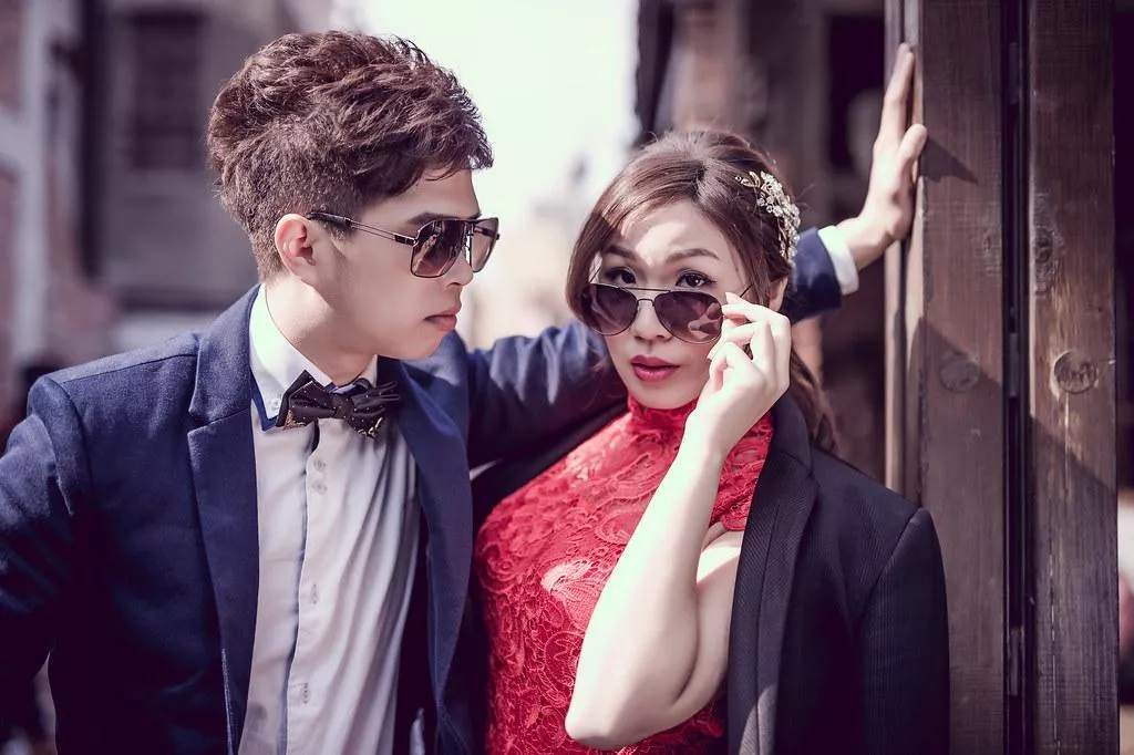 婚紗攝影台北文創婚紗景點|剝皮寮-#台北婚紗攝影#文創婚紗景點#剝皮寮#視覺流感#歷史與現代#獨特婚紗#藝術氛圍#浪漫愛情