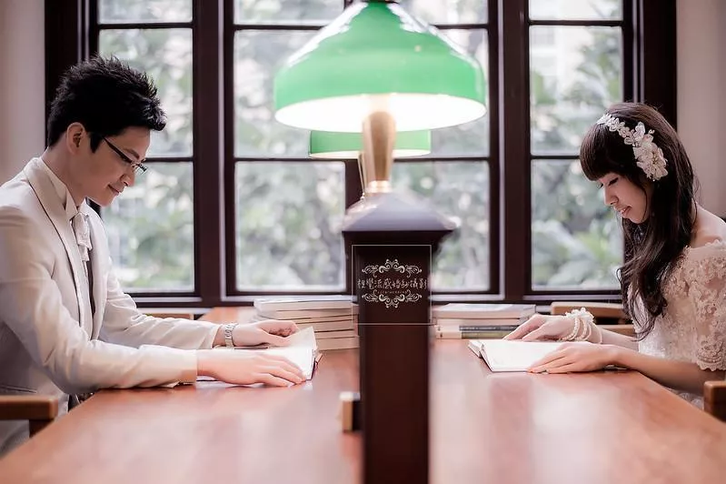 婚紗攝影台北婚紗景點攝影推薦|台大校史館(圖書館)|英倫風-婚紗攝影台北婚紗景點攝影推薦|台大校史館(圖書館)|英倫風