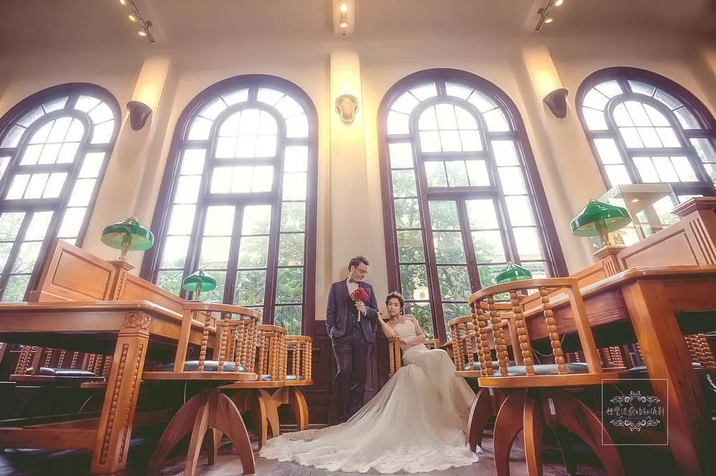 婚紗攝影台北婚紗景點攝影推薦|台大校史館(圖書館)|英倫風-婚紗攝影台北婚紗景點攝影推薦|台大校史館(圖書館)|英倫風