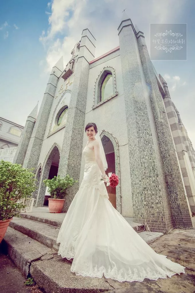 婚紗攝影宜蘭|羅東聖母升天堂(北成天主堂)|哥德式建築-婚紗攝影宜蘭|羅東聖母升天堂(北成天主堂)|哥德式建築