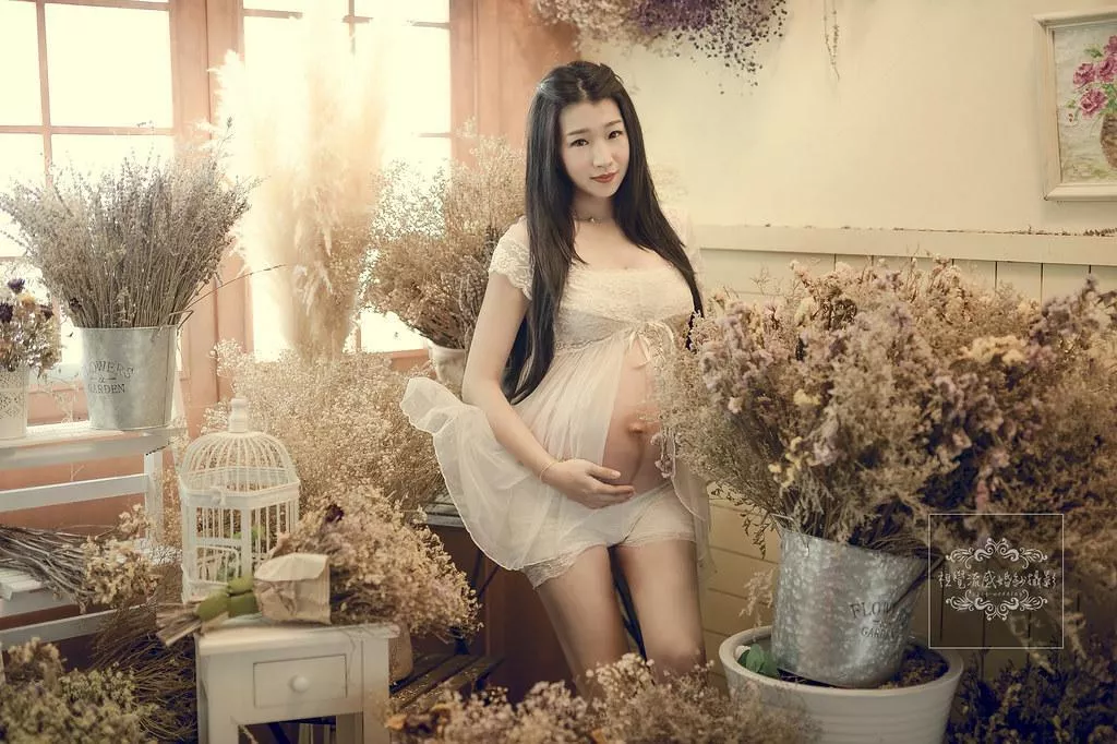 巷子內攝影棚|孕婦孕期寫真|時尚溫馨性感-孕婦孕期寫真|巷子內攝影棚|時尚溫馨性感