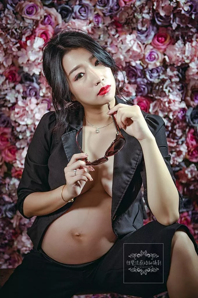 巷子內攝影棚|孕婦孕期寫真|時尚溫馨性感-孕婦孕期寫真|巷子內攝影棚|時尚溫馨性感