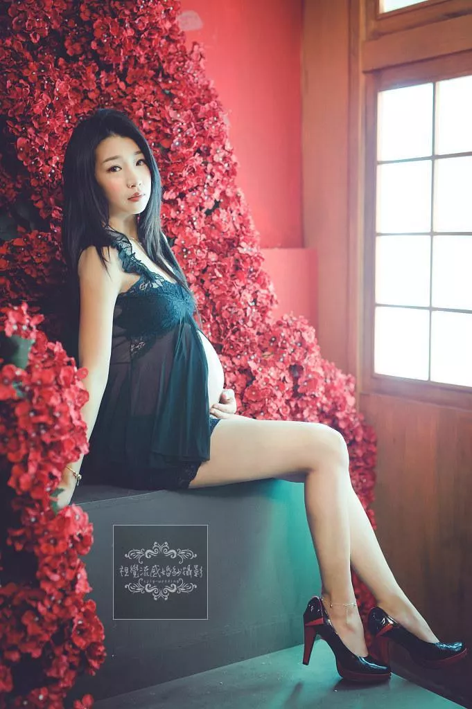 巷子內攝影棚|孕婦孕期寫真|時尚溫馨性感-孕婦孕期寫真|巷子內攝影棚|時尚溫馨性感