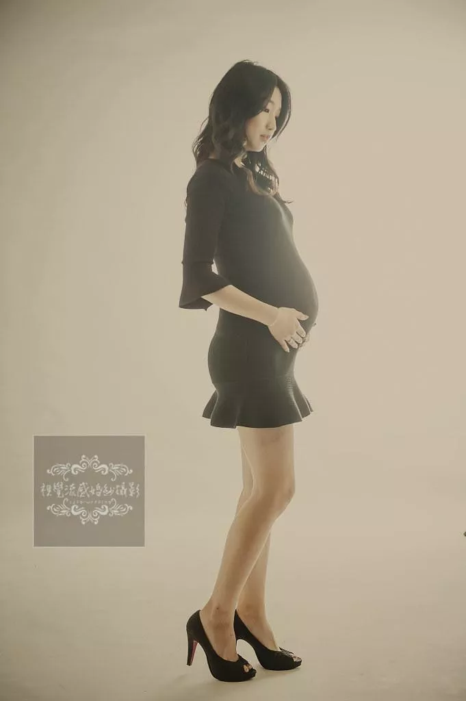 新北巷子內攝影棚孕期寫真孕媽咪孕婦照視覺流感婚紗攝影推薦-孕婦孕期寫真|巷子內攝影棚|時尚溫馨性感