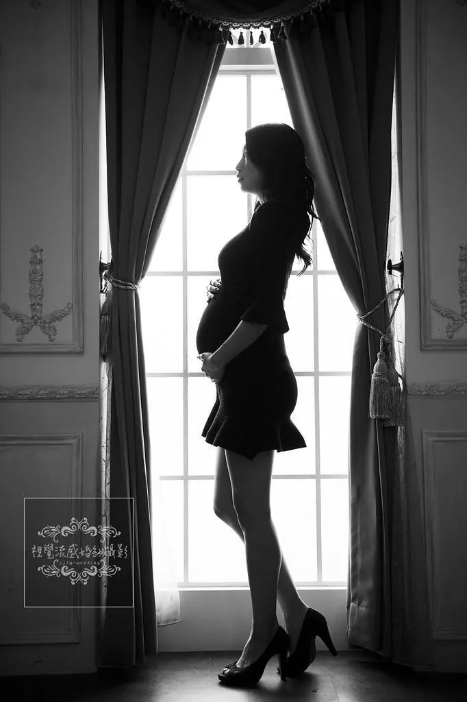 巷子內攝影棚|孕婦孕期寫真|時尚溫馨性感-新北巷子內攝影棚孕期寫真孕媽咪孕婦照視覺流感婚紗攝影推薦