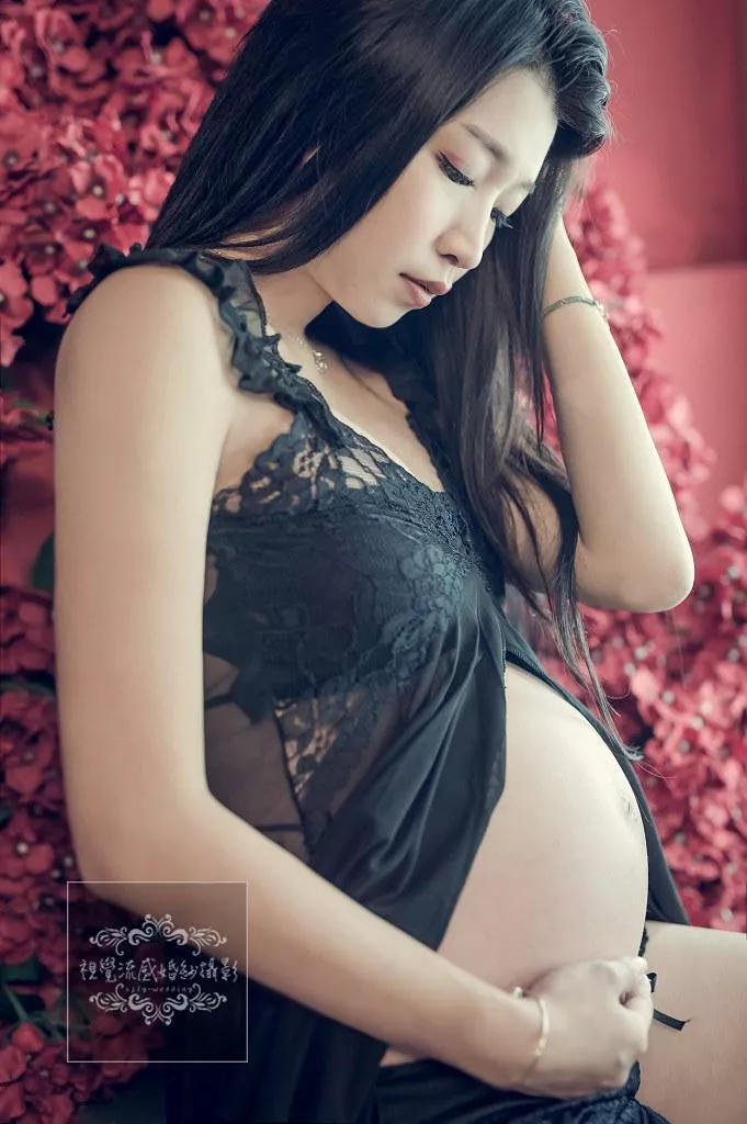 新北巷子內攝影棚孕期寫真孕媽咪孕婦照視覺流感婚紗攝影推薦-孕婦孕期寫真|巷子內攝影棚|時尚溫馨性感