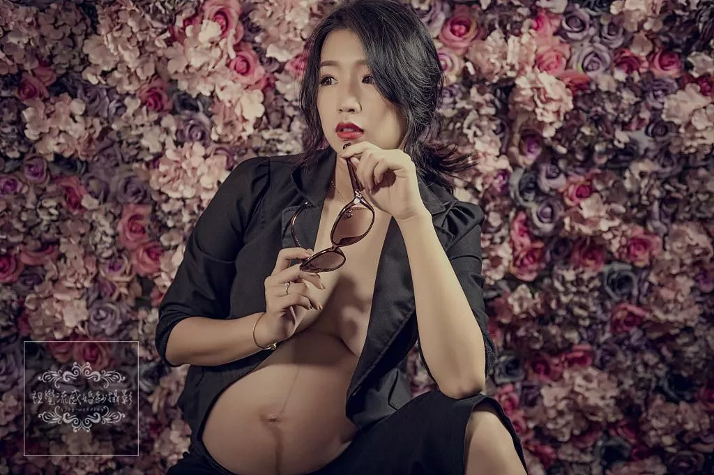 新北巷子內攝影棚孕期寫真孕媽咪孕婦照視覺流感婚紗攝影推薦-孕婦孕期寫真|巷子內攝影棚|時尚溫馨性感