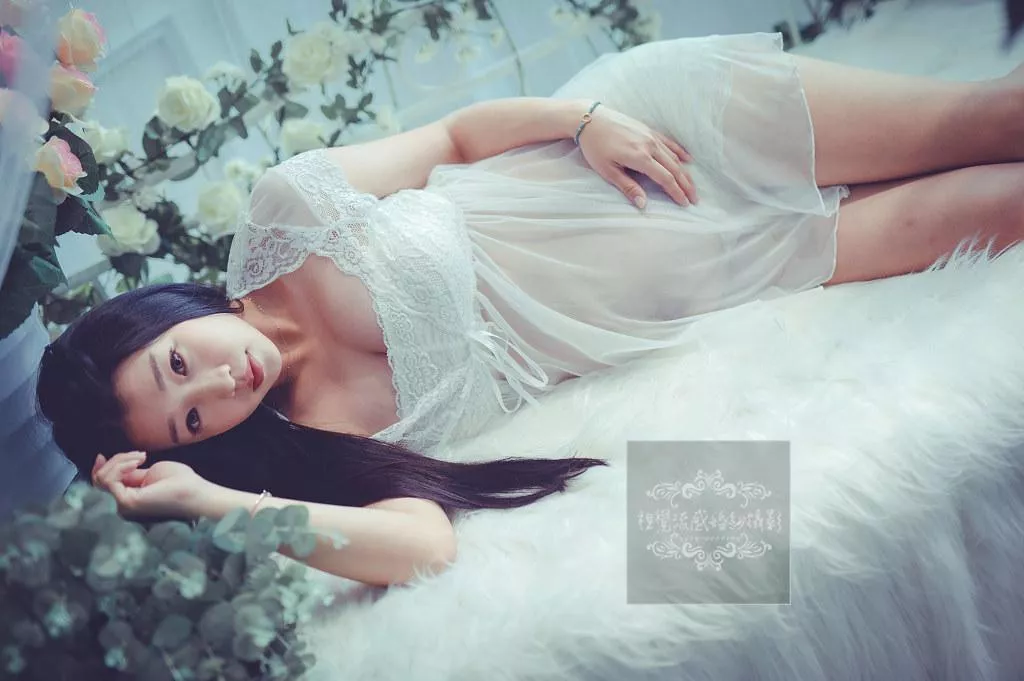 新北巷子內攝影棚孕期寫真孕媽咪孕婦照視覺流感婚紗攝影推薦-孕婦孕期寫真|巷子內攝影棚|時尚溫馨性感