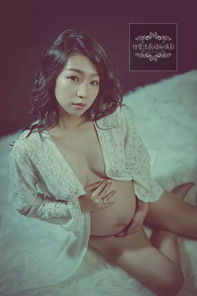 新北巷子內攝影棚孕期寫真孕媽咪孕婦照視覺流感婚紗攝影推薦-孕婦孕期寫真|巷子內攝影棚|時尚溫馨性感