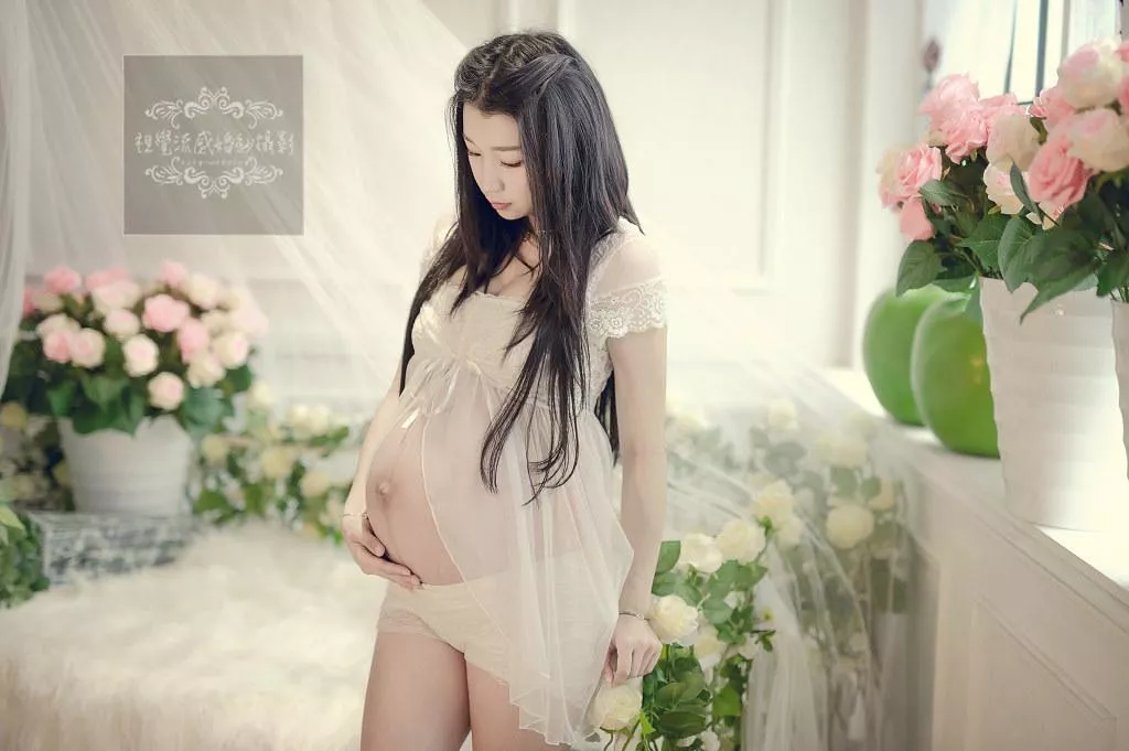 新北巷子內攝影棚孕期寫真孕媽咪孕婦照視覺流感婚紗攝影推薦-新北巷子內攝影棚孕期寫真孕媽咪孕婦照視覺流感婚紗攝影推薦