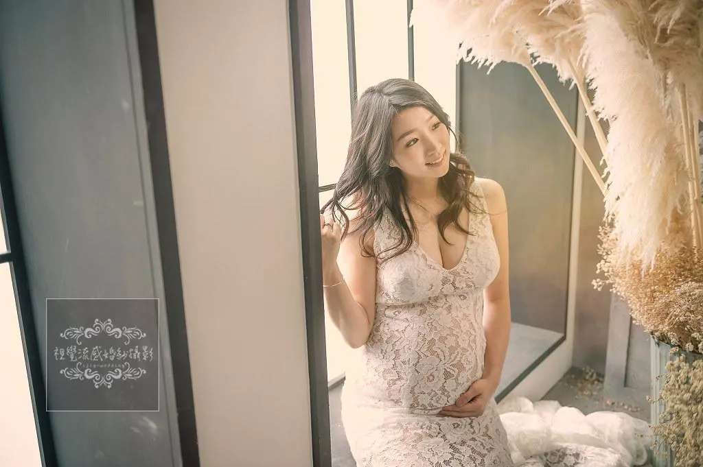 新北巷子內攝影棚孕期寫真孕媽咪孕婦照視覺流感婚紗攝影推薦-孕婦孕期寫真|巷子內攝影棚|時尚溫馨性感