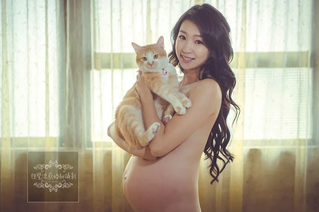 新北巷子內攝影棚孕期寫真孕媽咪孕婦照視覺流感婚紗攝影推薦-孕婦孕期寫真|巷子內攝影棚|時尚溫馨性感