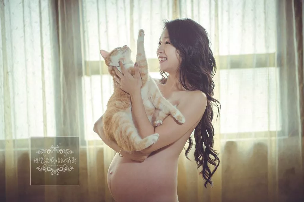 新北巷子內攝影棚孕期寫真孕媽咪孕婦照視覺流感婚紗攝影推薦-孕婦孕期寫真|巷子內攝影棚|時尚溫馨性感