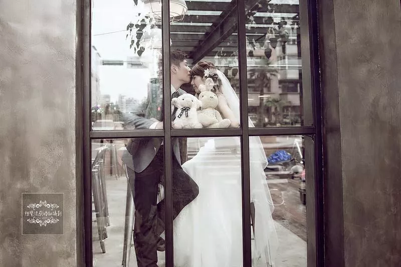 婚紗攝影台北|攝影景點AllDayRoastingCompany|工業風-婚紗攝影台北|攝影景點AllDayRoastingCompany|工業風