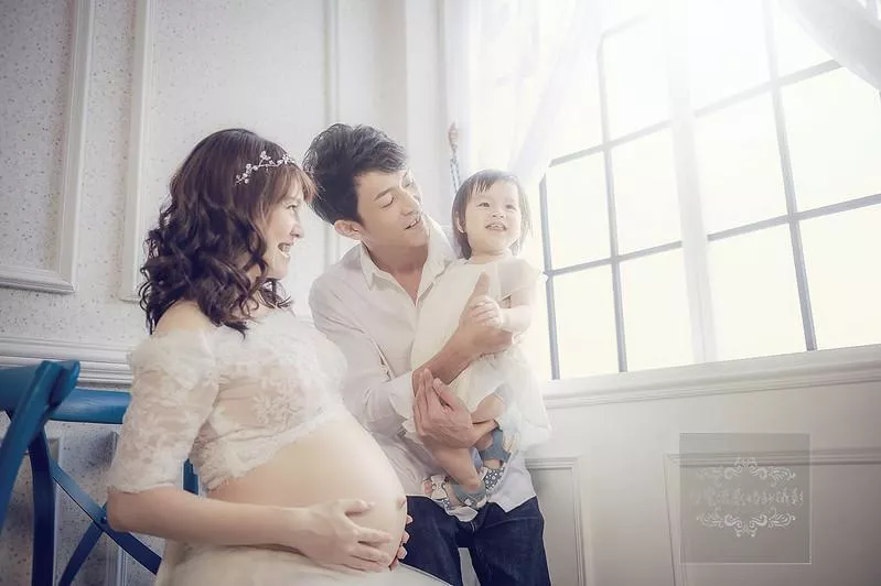 孕期親子寫真|巷子內攝影棚|回憶時刻-孕期親子寫真|巷子內攝影棚|回憶時刻