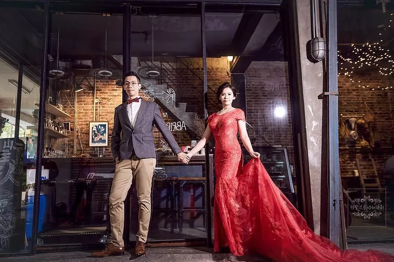 婚紗攝影台中景點|忠信市場|藝文外拍超有感-婚紗攝影台中景點|忠信市場|藝文外拍超有感