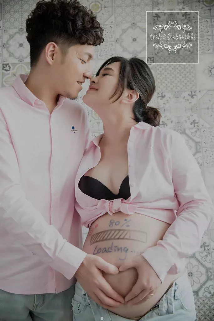 孕婦藝術照雙人寫真|巷子內攝影棚租借|超溫馨畫面-孕婦藝術照雙人寫真|巷子內攝影棚租借|超溫馨畫面