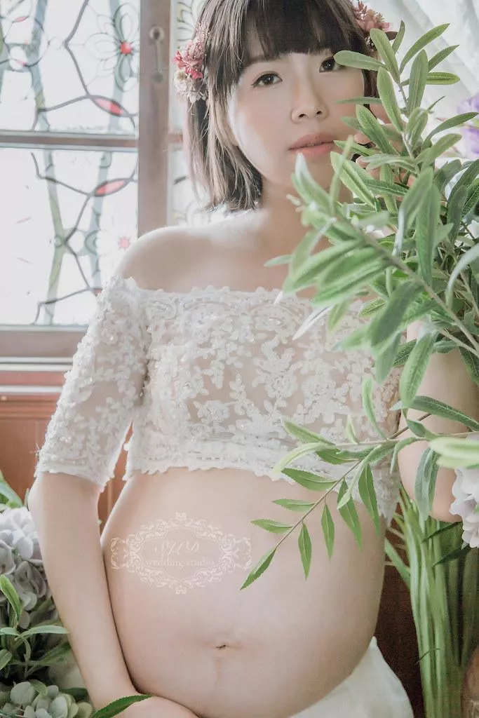 孕期寫真|孕媽咪|孕婦照|巷子內攝影棚實拍-新北巷子內攝影棚|孕期寫真|孕媽咪孕婦照|視覺流感婚紗攝影推薦