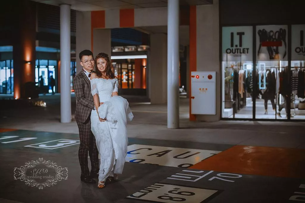 台中婚紗|三井MITSUIOUTLETPARK台中港|海景摩天輪-台中婚紗|三井MITSUIOUTLETPARK台中港|海景摩天輪