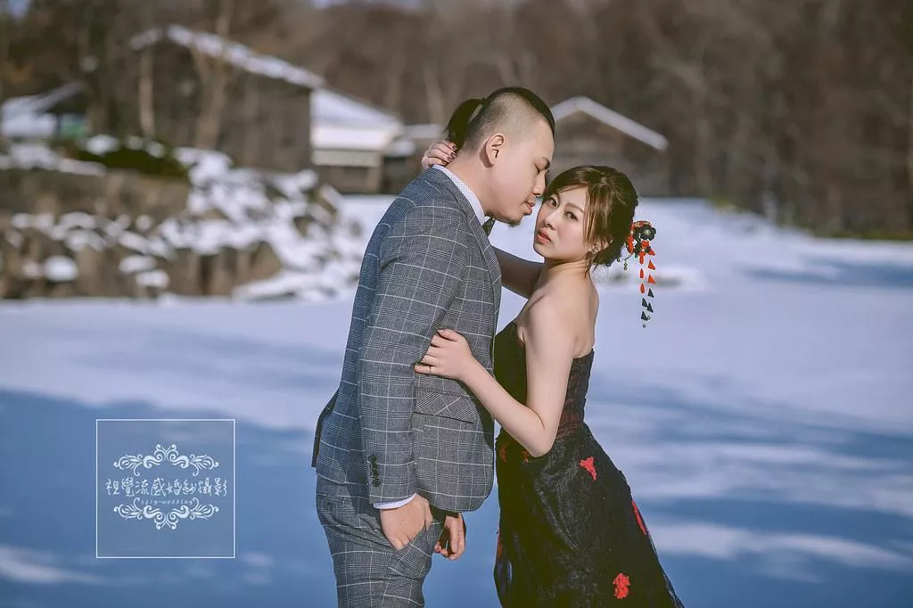 視覺流感海外婚紗攝影推薦,日本北海道拍婚紗,開拓之村雪國雪地雪景旅拍-海外婚紗攝影|日本北海道|開拓之村雪國雪地雪景