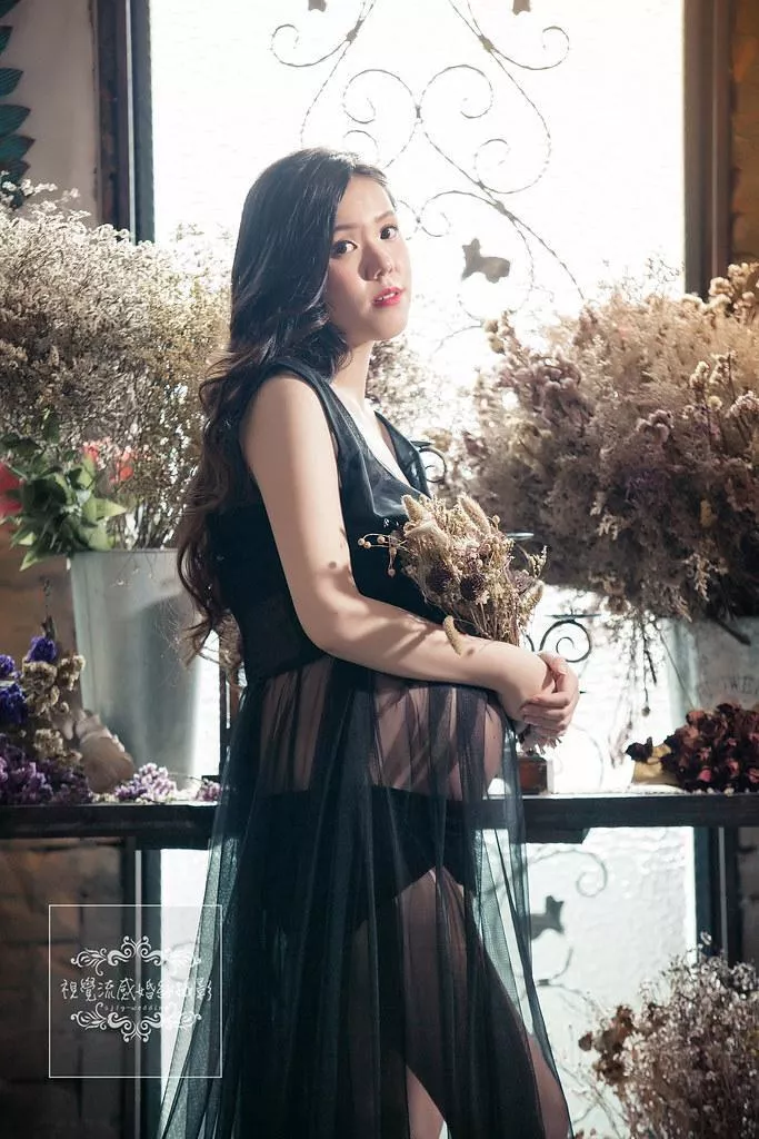 孕婦寫真藝術照|巷子內攝影棚拍攝|時尚孕媽咪-孕婦寫真藝術照|巷子內攝影棚拍攝|時尚孕媽咪