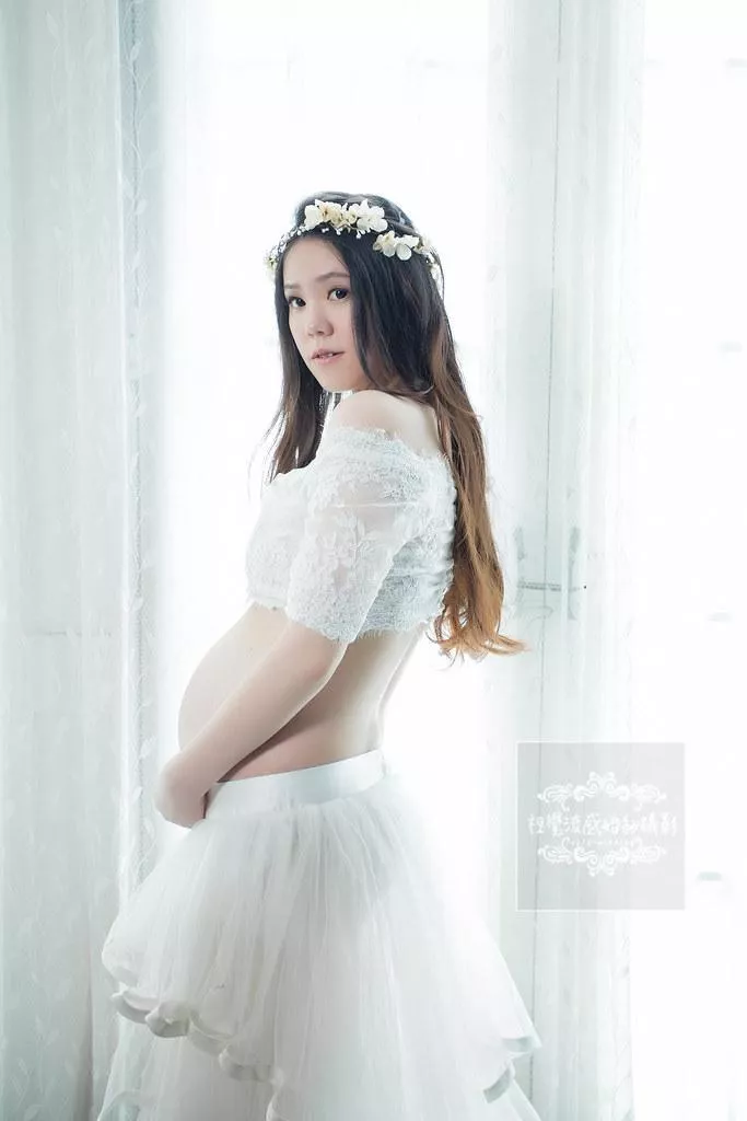 孕婦寫真藝術照|巷子內攝影棚拍攝|時尚孕媽咪-孕婦寫真藝術照|巷子內攝影棚拍攝|時尚孕媽咪