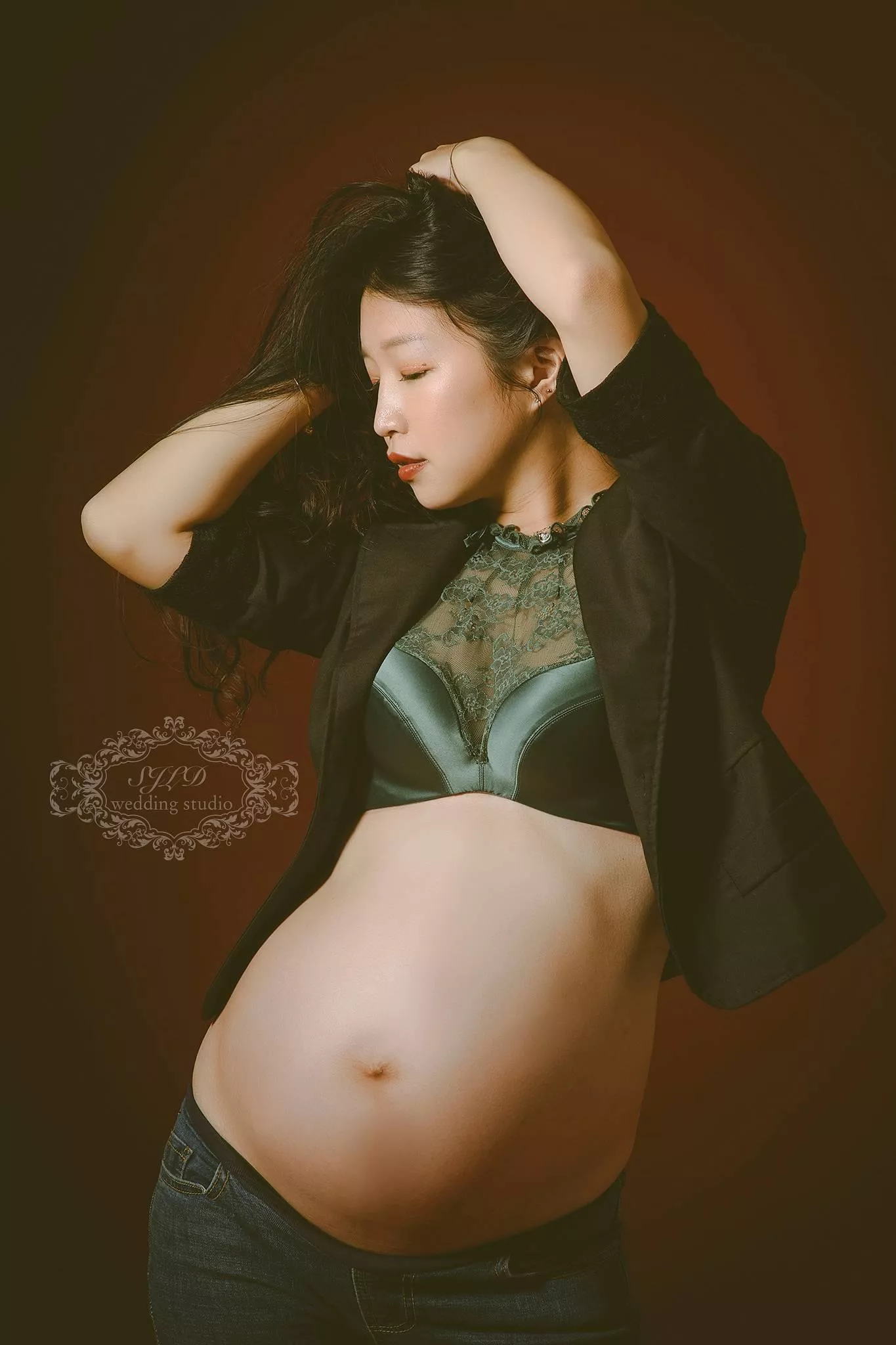視覺流感婚紗攝影-親子寫真-孕婦照(85)-孕婦藝術照親子寫真|巷子內攝影棚新北景點