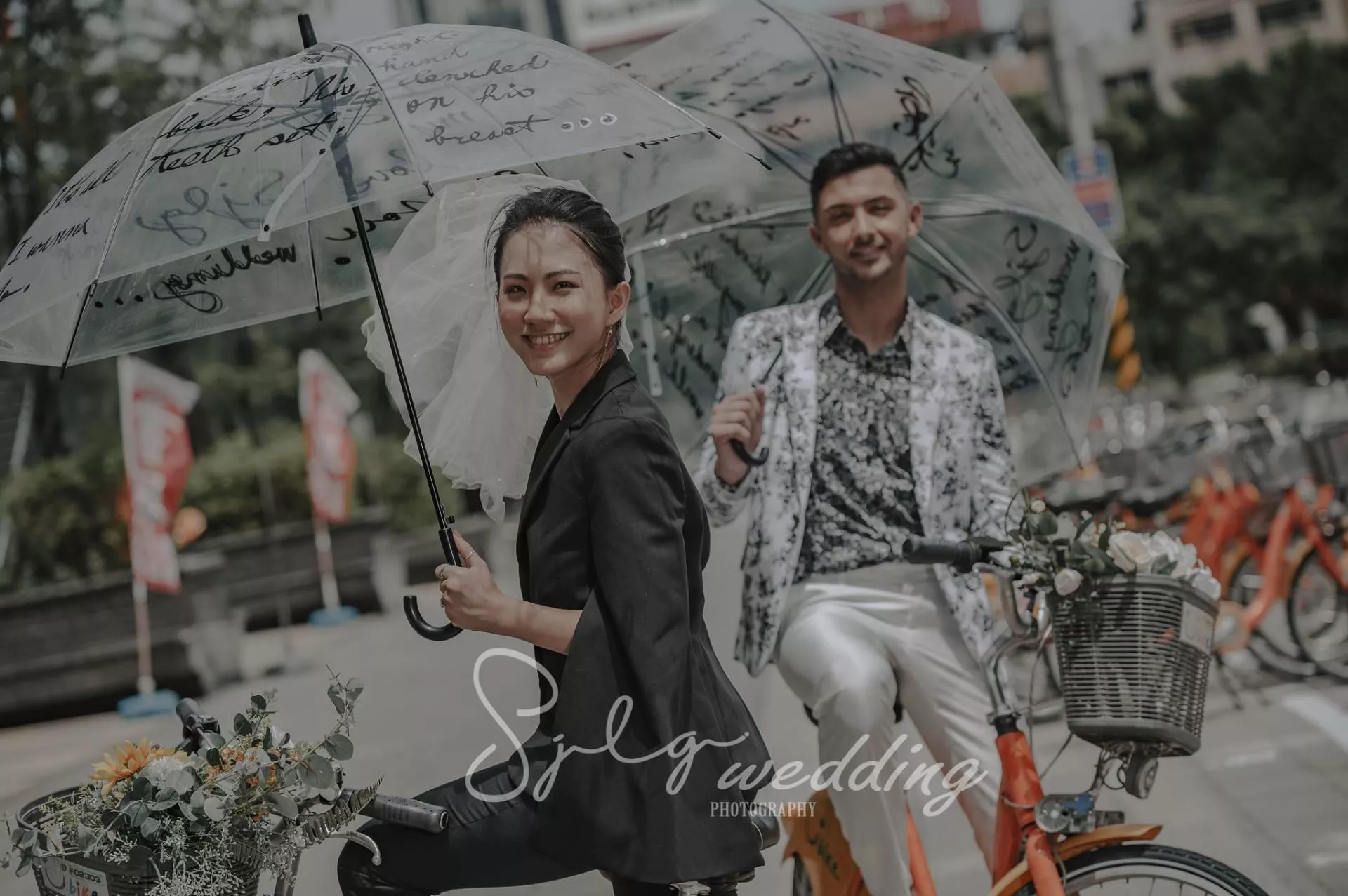 板橋拍婚紗,中和推薦婚紗攝影,板橋車站攝影,美式婚紗,推薦視覺流感-婚紗攝影台北|美式輕婚紗|個性街景潮流-巷子內攝影棚