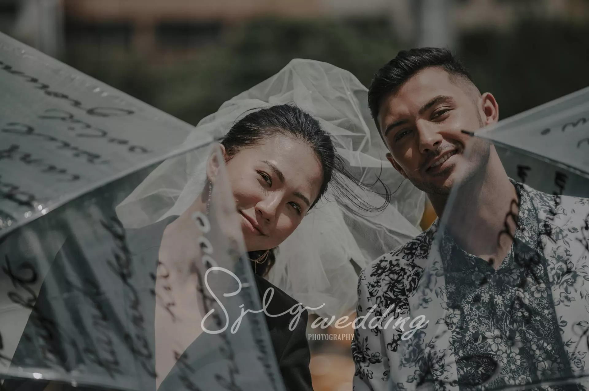 板橋拍婚紗,中和推薦婚紗攝影,板橋車站攝影,美式婚紗,推薦視覺流感-婚紗攝影台北|美式輕婚紗|個性街景潮流-巷子內攝影棚