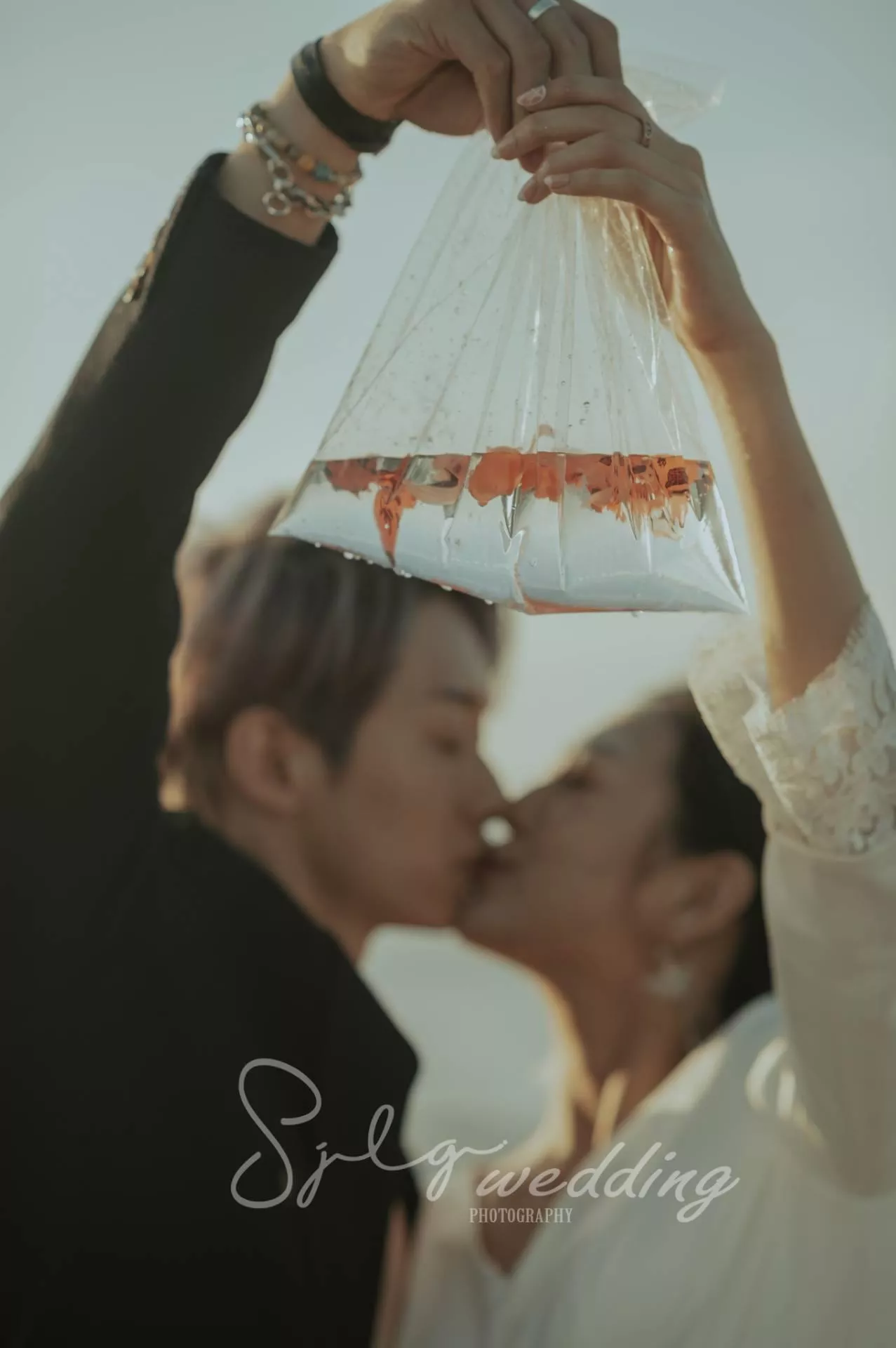拍婚紗推薦|韓風婚紗|自然系婚紗|美式清新|活潑甜蜜婚紗|唯美婚紗|視覺流感攝影|手工禮服-婚紗攝影精選作品|美式街頭|台潮繽紛|電影情境|童趣雜誌