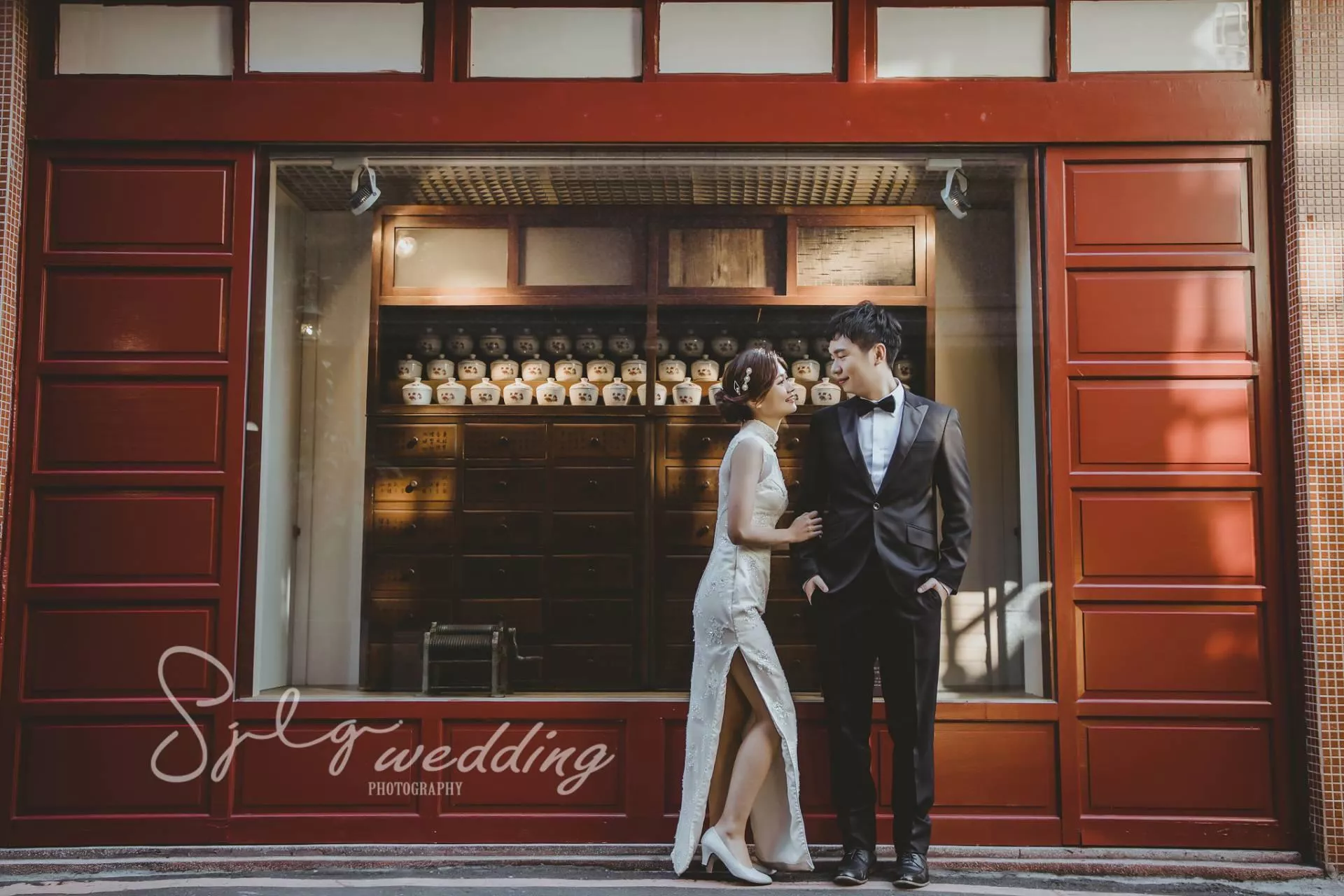 大稻埕迪化街年貨大街婚紗攝影-視覺流感sjlgwedding(41)-台北婚紗攝影|大稻埕|迪化街|年貨大街|視覺流感sjlgwedding