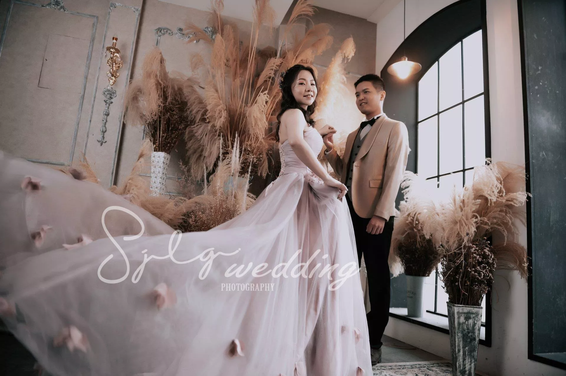 新北推薦攝影棚拍婚紗,中和巷子內攝影棚租借,視覺流感婚紗攝影專屬棚,CP值最高攝影棚-#婚紗攝影,#手工禮服租借,#閨蜜寫真婚紗,#個人寫真藝術照,#巷子內攝影棚出租,#海外婚紗,#婚禮紀錄,#新娘秘書,#孕婦照孕婦寫真,#台北婚紗推薦,#板橋婚紗推薦,#中和婚紗推薦,#婚紗照價格,#婚紗包套