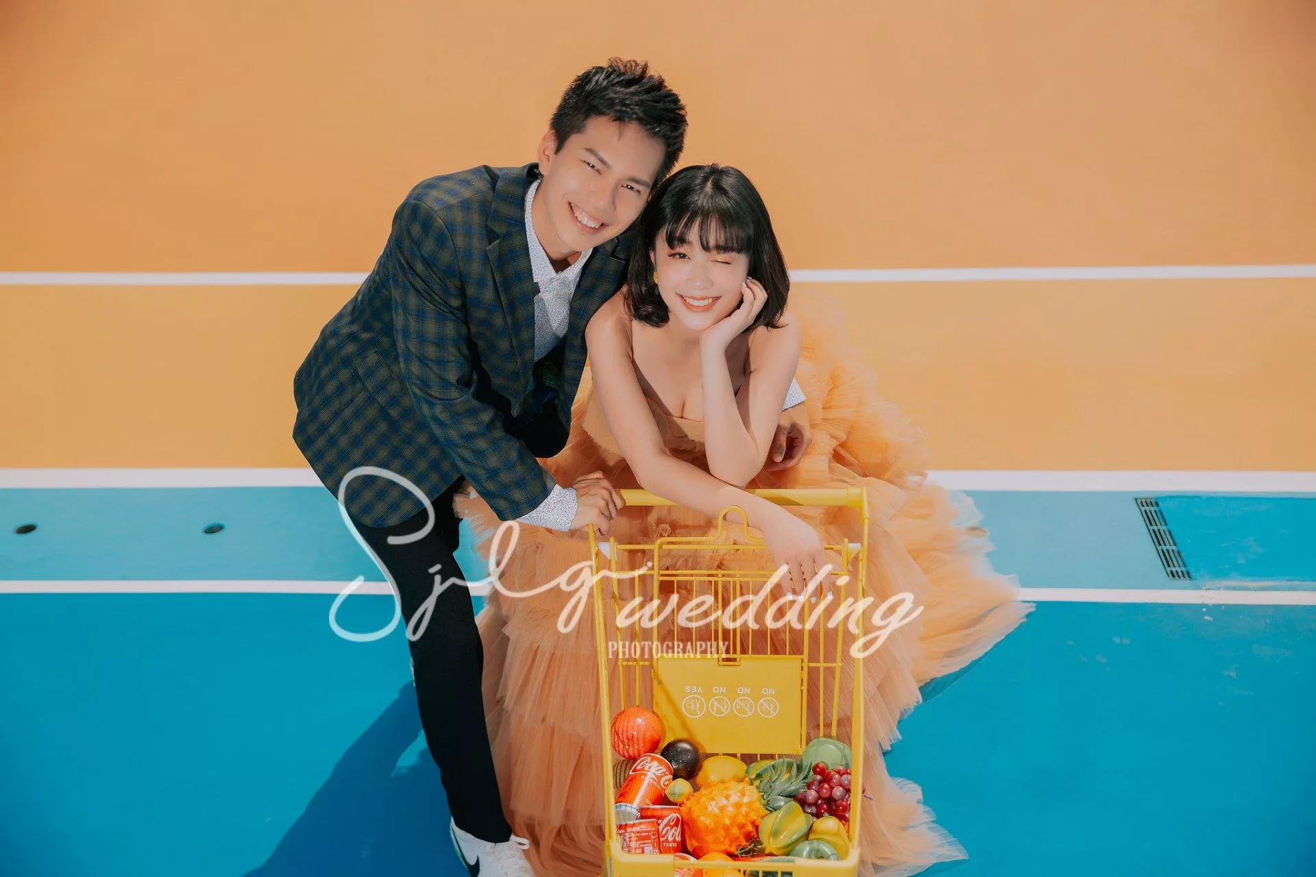 溜冰場玩拍婚紗-視覺流感婚紗攝影-溜冰場玩拍婚紗-視覺流感婚紗攝影