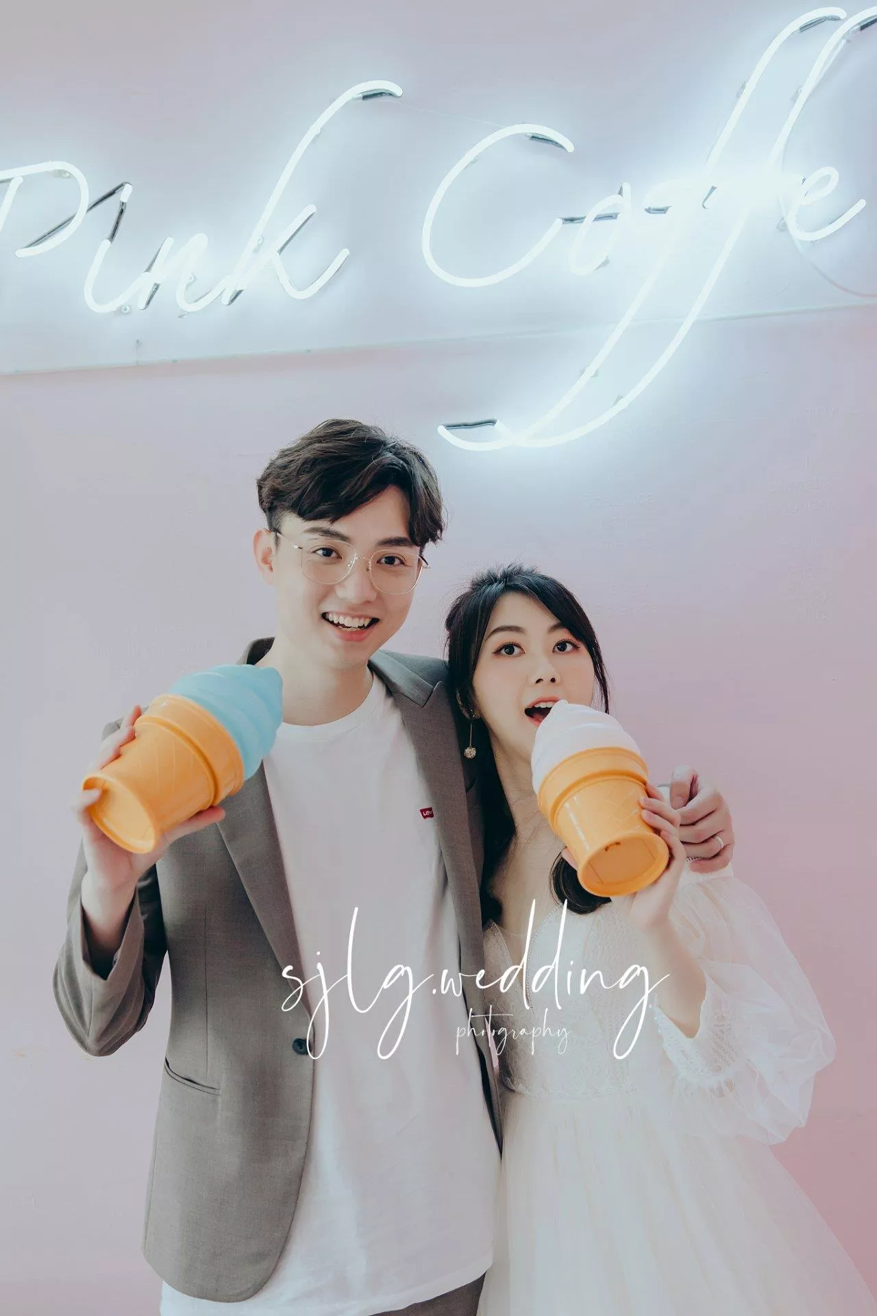 #ME攝影棚,#婚紗攝影,#手工禮服租借,#閨蜜寫真婚紗,#個人寫真藝術照,#巷子內攝影棚出租,#海外婚紗,#婚禮紀錄,#新娘秘書,#孕婦照孕婦寫真,#台北婚紗推薦,#板橋婚紗推薦,#中和婚紗推薦,#婚紗照價格,#婚紗包套(25)-視覺流感ME攝影棚租借|小清新婚紗|