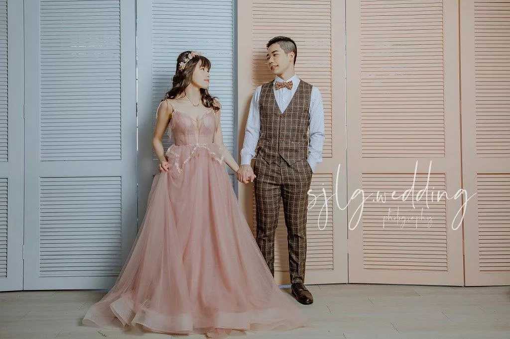 #婚紗攝影,#手工禮服租借,#閨蜜寫真婚紗,#個人寫真藝術照,#巷子內攝影棚出租,#海外婚紗,#婚禮紀錄,#新娘秘書,#孕婦照孕婦寫真,#台北婚紗推薦,#板橋婚紗推薦,#中和婚紗推薦,#婚紗照價格,#婚紗包套(189)-婚紗攝影新人精選作品(B)|韓風|自然|個性|美式|活潑|甜蜜|溫馨|婚紗作品