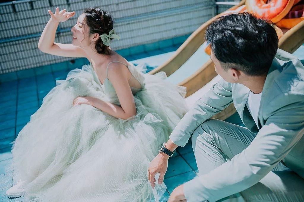 #婚紗攝影,#手工禮服租借,#閨蜜寫真婚紗,#個人寫真藝術照,#巷子內攝影棚出租,#海外婚紗,#婚禮紀錄,#新娘秘書,#孕婦照孕婦寫真,#台北婚紗推薦,#板橋婚紗推薦,#中和婚紗推薦,#婚紗照價格,#婚紗包套,#偉恩幼兒園泳池婚紗(17)-#婚紗攝影,#手工禮服租借,#閨蜜寫真婚紗,#個人寫真藝術照,#巷子內攝影棚出租,#海外婚紗,#婚禮紀錄,#新娘秘書,#孕婦照孕婦寫真,#台北婚紗推薦,#板橋婚紗推薦,#中和婚紗推薦,#婚紗照價格,#婚紗包套,#偉恩幼兒園泳池婚紗