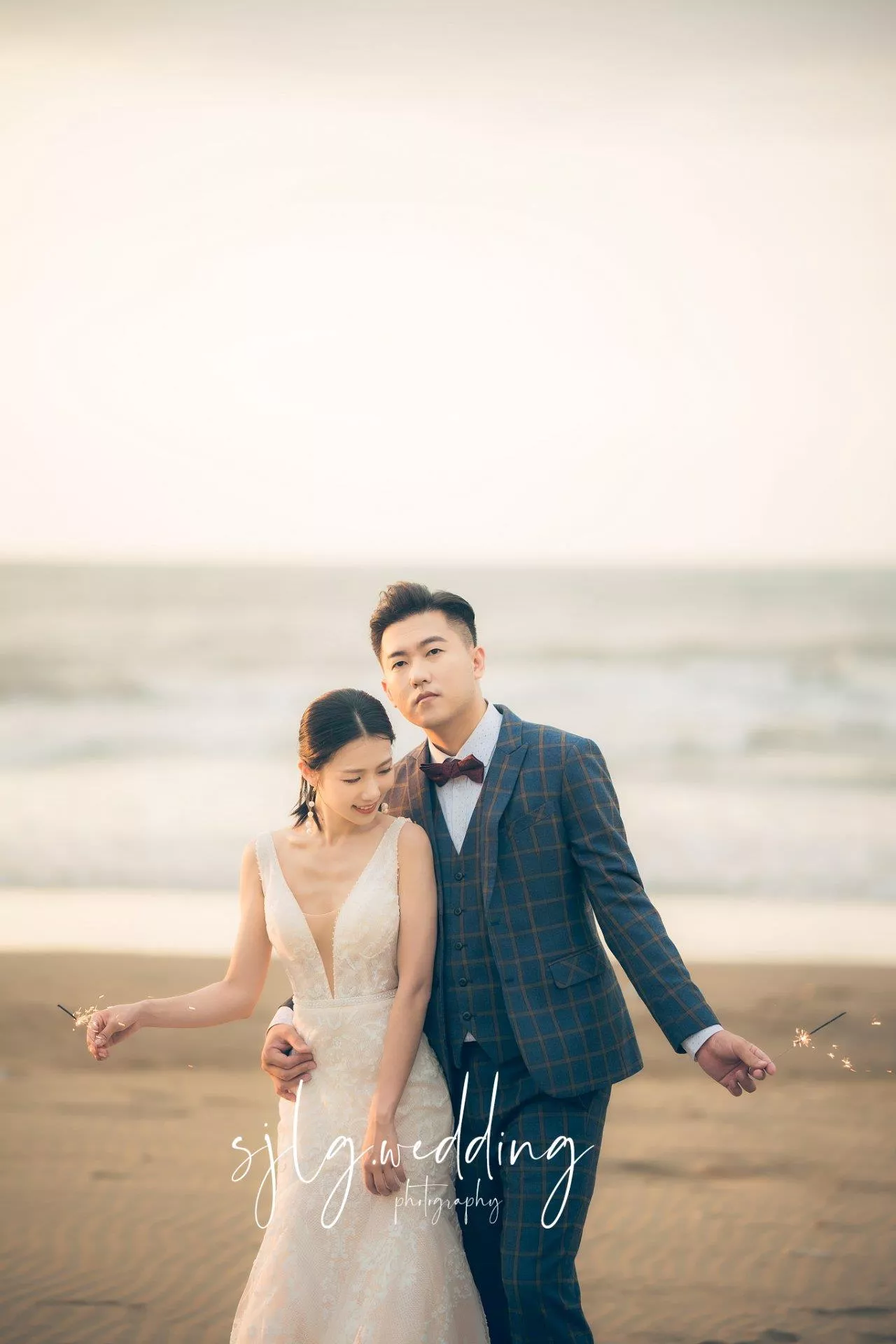 #婚紗攝影,#手工禮服租借,#閨蜜寫真婚紗,#個人寫真藝術照,#巷子內攝影棚出租,#海外婚紗,#婚禮紀錄,#新娘秘書,#孕婦照孕婦寫真,#台北婚紗推薦,#板橋婚紗推薦,#中和婚紗推薦,#婚紗照價格,#婚紗包套(82)-美式清新,韓風唯美,夕陽海景婚紗攝影視覺流感