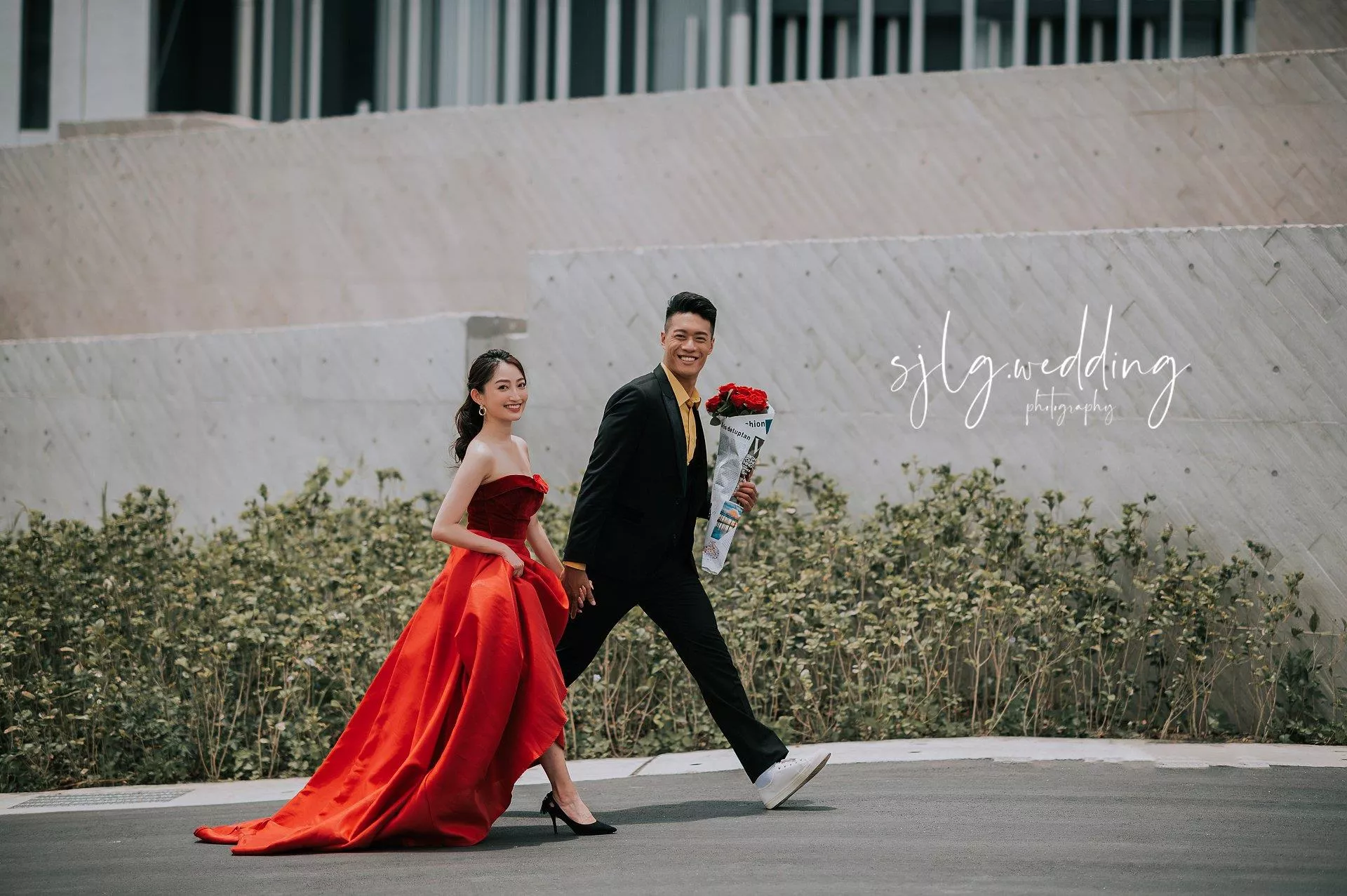 新北市美術館NewTaipeiCityArtMuseum拍婚紗,視覺流感婚紗攝影,IG景點,雜誌街拍(2)-新北市美術館NewTaipeiCityArtMuseum拍婚紗,視覺流感婚紗攝影,鶯歌IG景點,美式雜誌街拍,攝影景點推薦