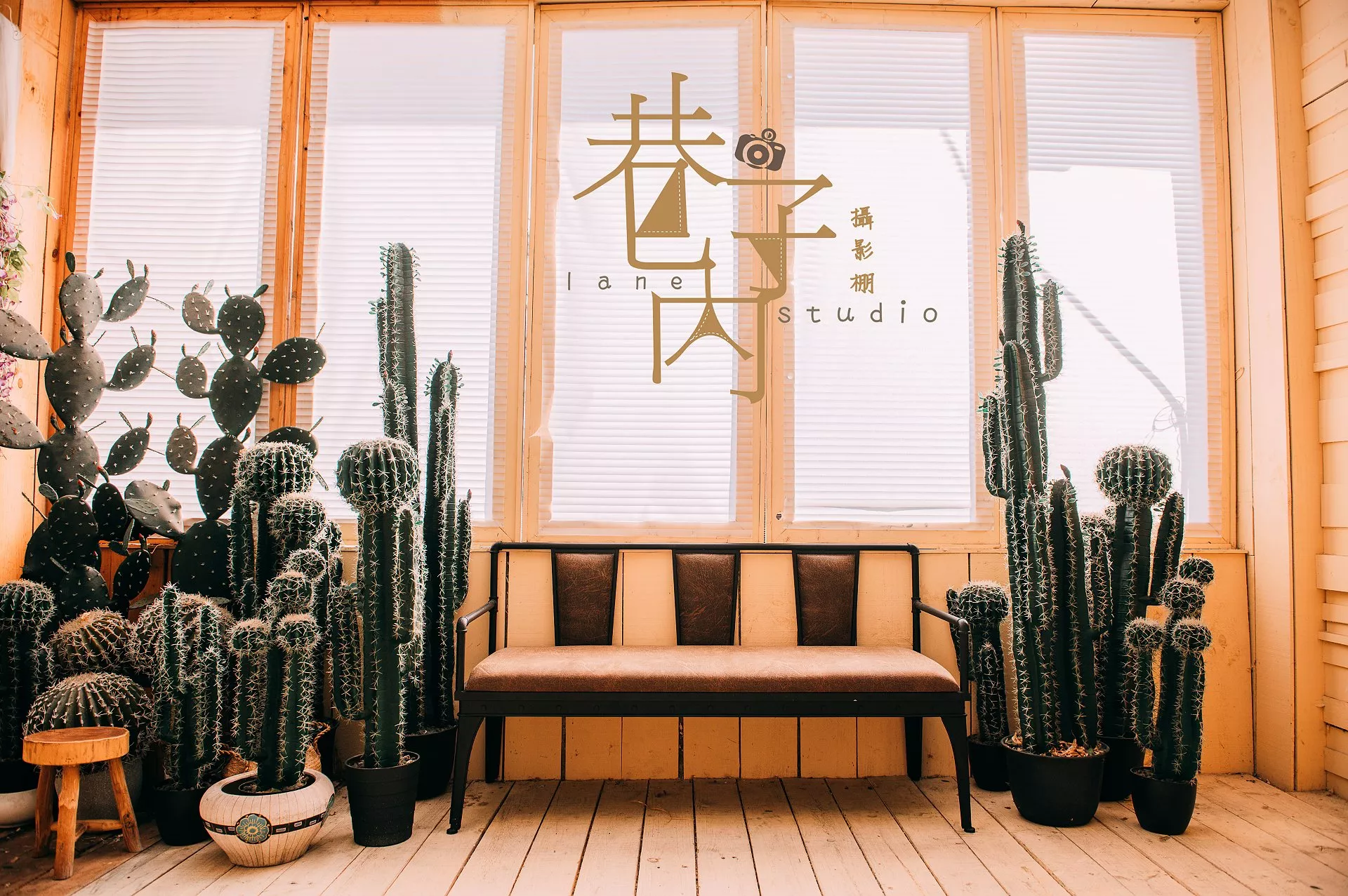 巷子內攝影棚Lanestudio場地租借,婚紗攝影,個人寫真藝術照,孕婦照,全家福,寶寶照,商業攝影,網拍,商品,歌手MV,棚拍景點(8)-巷子內攝影棚Lanestudio場地租借,婚紗攝影,個人寫真藝術照,孕婦照,全家福,寶寶照,商業攝影,網拍,商品,歌手MV,棚拍景點
