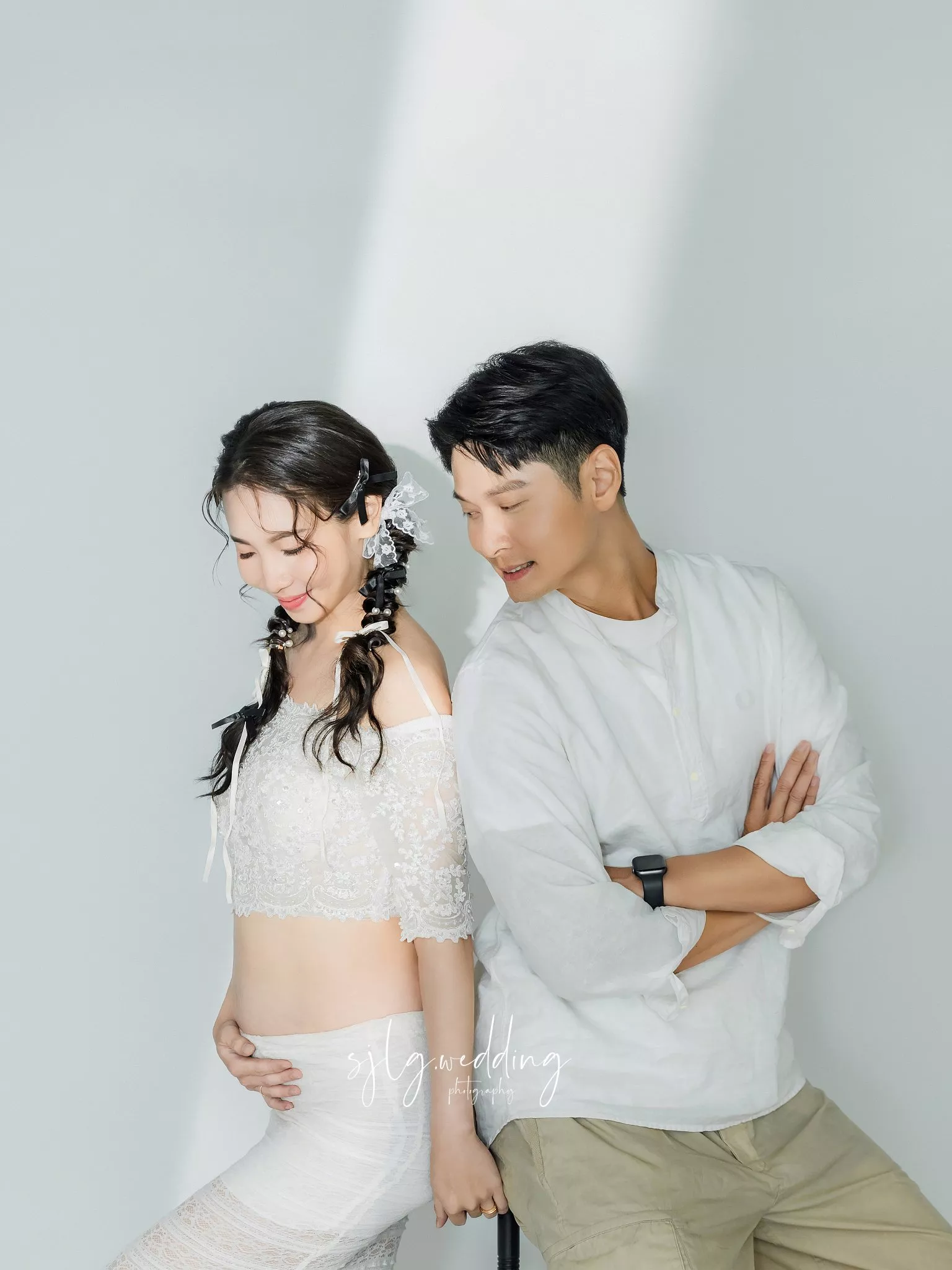 #攝影棚巷子內#視覺流感婚紗攝影#孕婦寫真#孕婦攝影#孕媽咪#懷孕日記#孕期記錄#幸福的一家三口#最美孕婦#2025(5)-新北中和(視覺流感)孕婦婚紗寫真孕期照_可愛生活感巷子內攝影棚租借